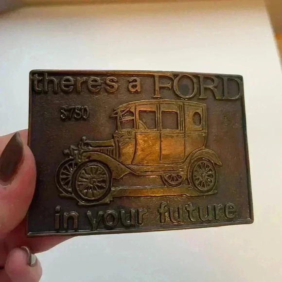Vintage FORD Model T "There's a Ford in your Future" Solid Brass Belt Buckle - Picture 3 of 5